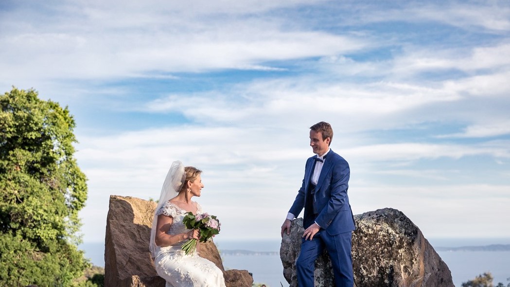 Wedding at Relais du Vieux Sauvaire - Location near the sea at Lavandou, French Riviera